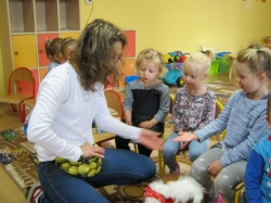 Dogoterapia - zabawy z Abi