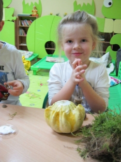 Żabki - Dyniowy Stworek