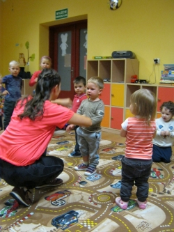 Rytmika - Zumba... Cha-Cha... Macarena