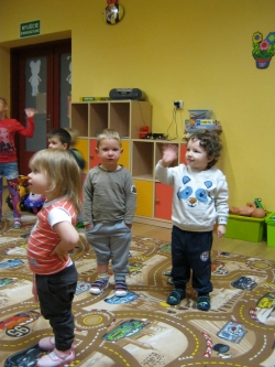 Rytmika - Zumba... Cha-Cha... Macarena