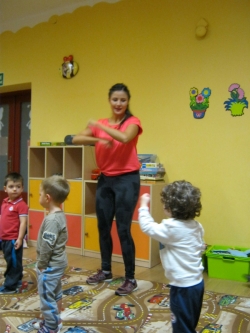 Rytmika - Zumba... Cha-Cha... Macarena