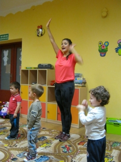 Rytmika - Zumba... Cha-Cha... Macarena