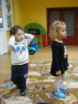 Rytmika - Zumba... Cha-Cha... Macarena