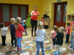 Rytmika - Zumba... Cha-Cha... Macarena